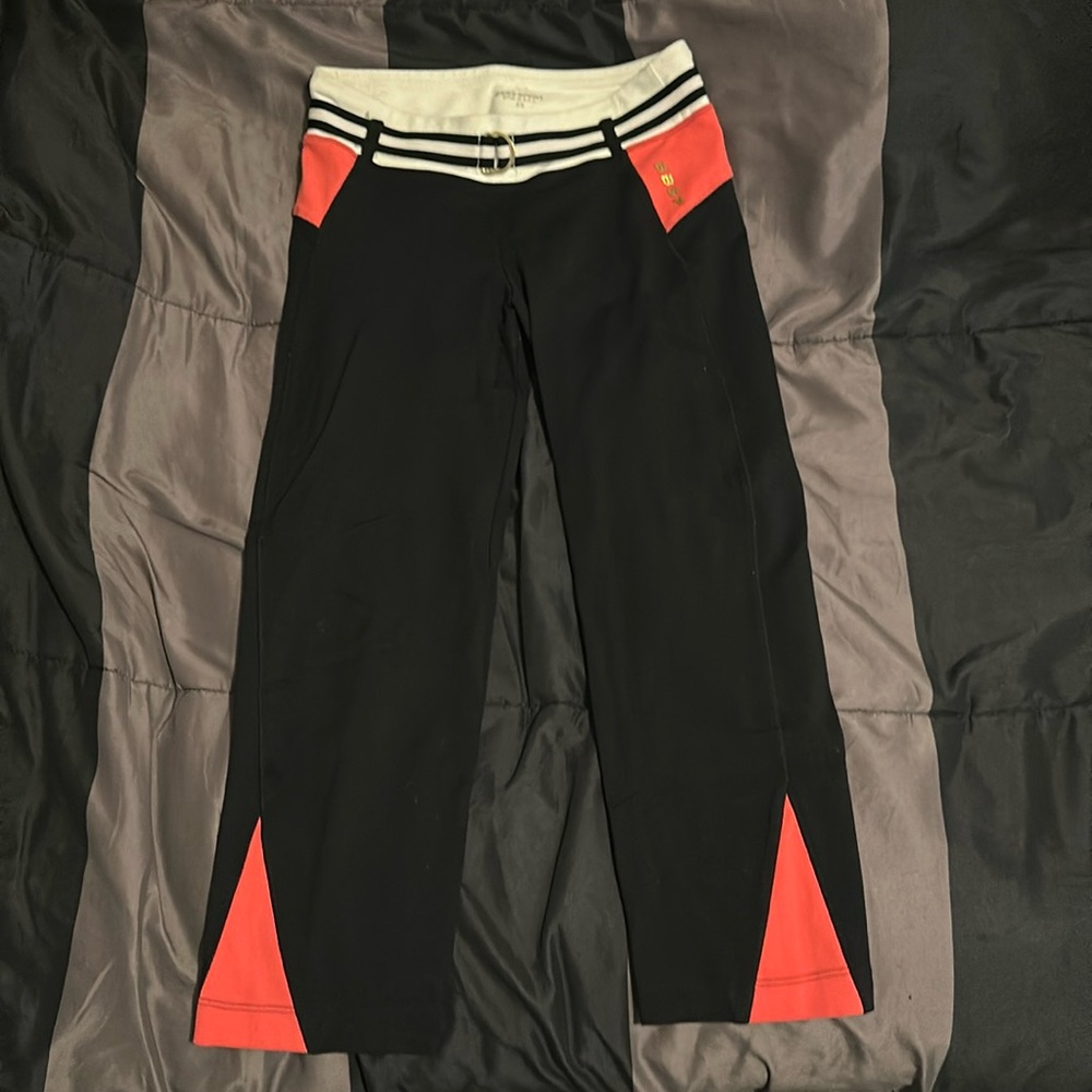 Bebe Sport Capri leggings XS
